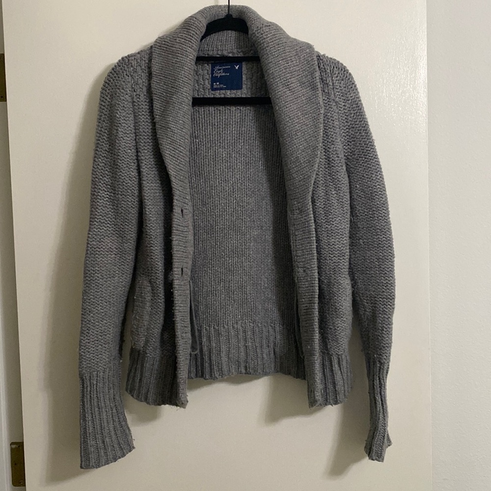 American Eagle sweater